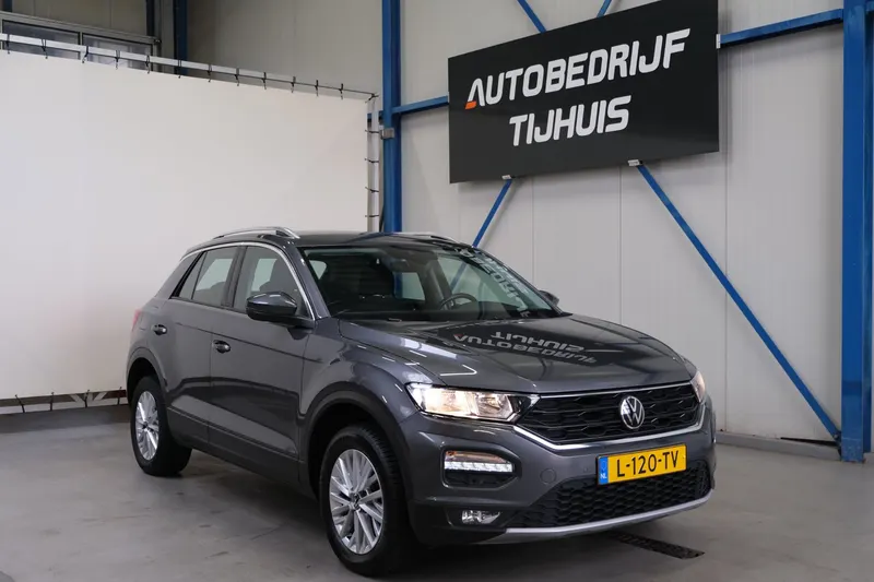 Volkswagen T-Roc (2021)