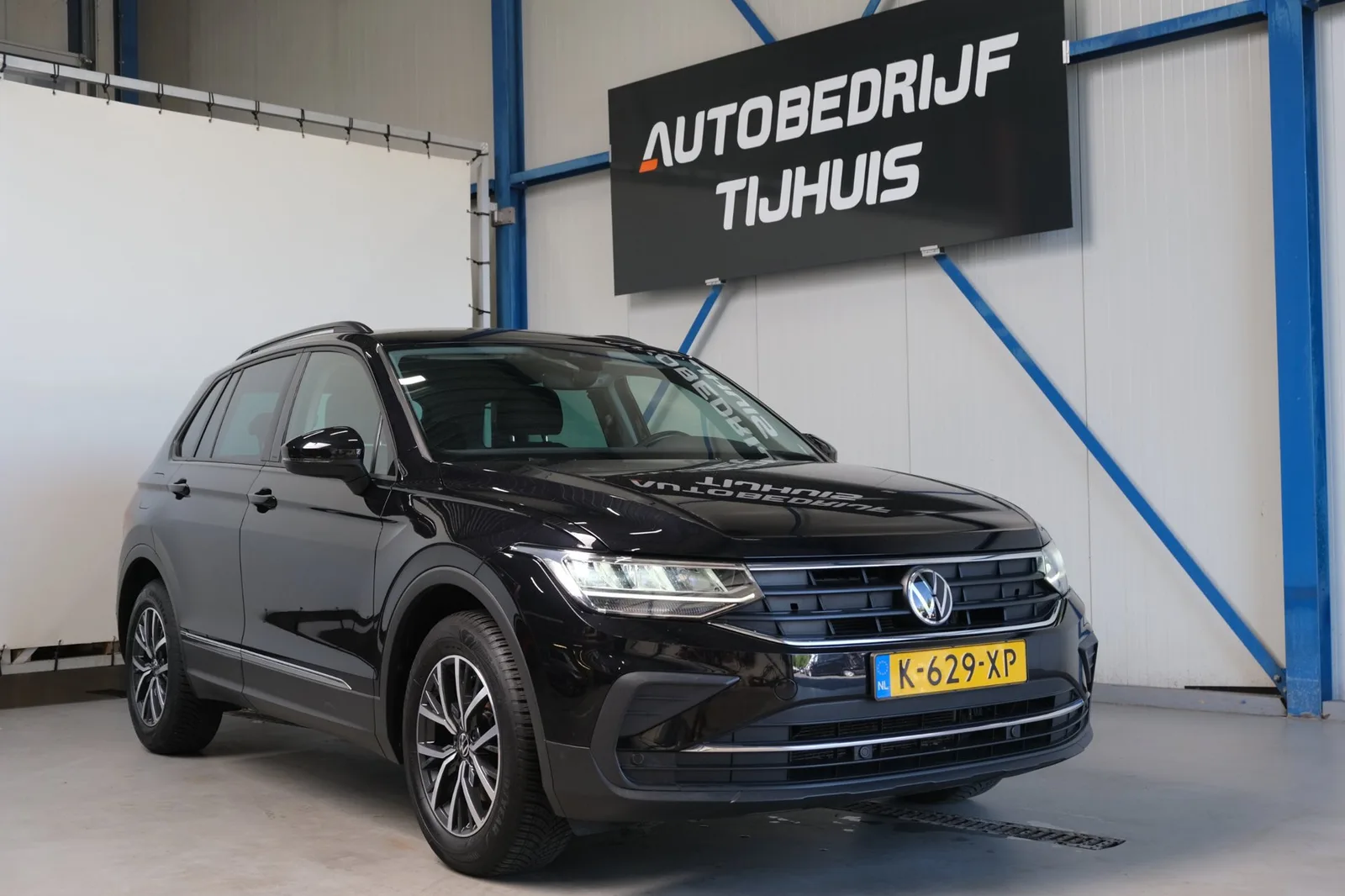 Volkswagen Tiguan (2021) — foto 1