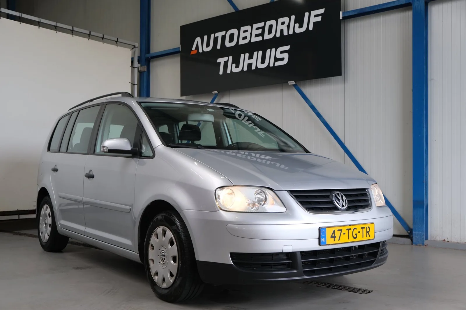 Volkswagen Touran (2006) — foto 1