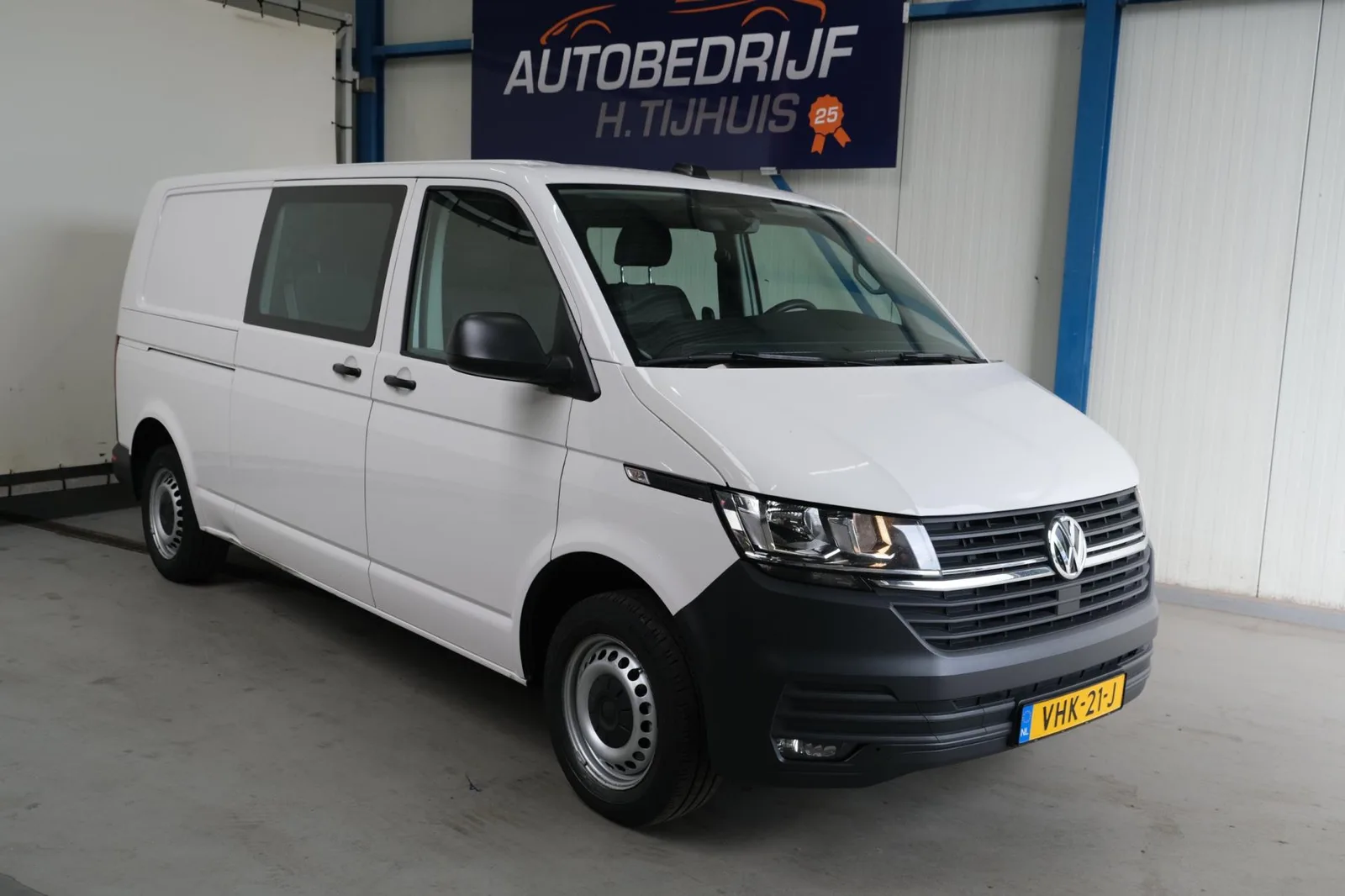 Volkswagen Transporter (2020) — foto 1