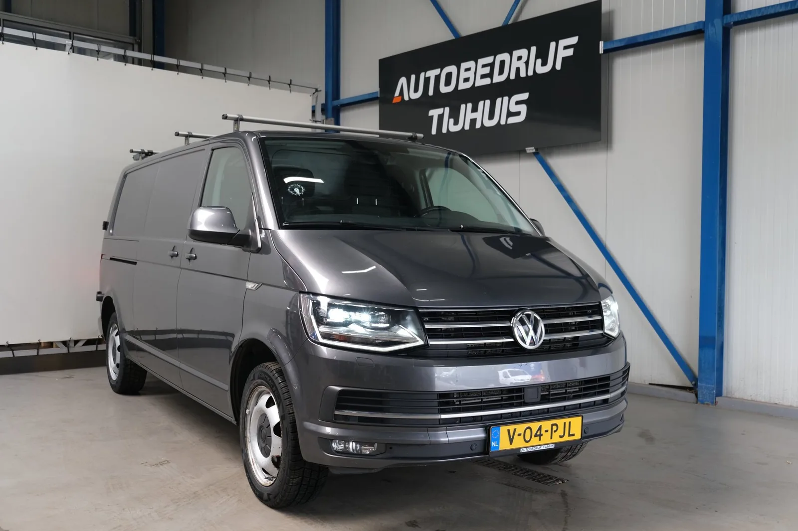Volkswagen Transporter (2018) — foto 1