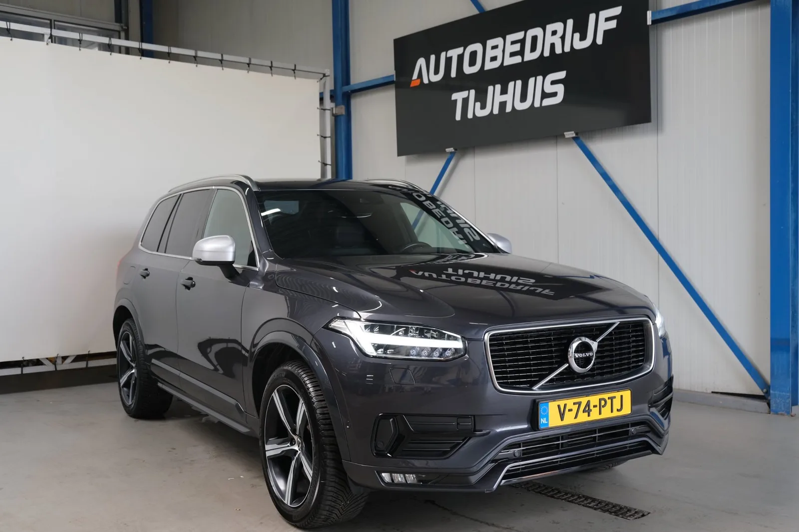 Volvo XC90 (2017) — foto 1