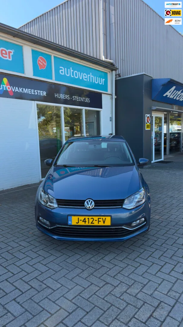 Volkswagen Polo (2015) — foto 1