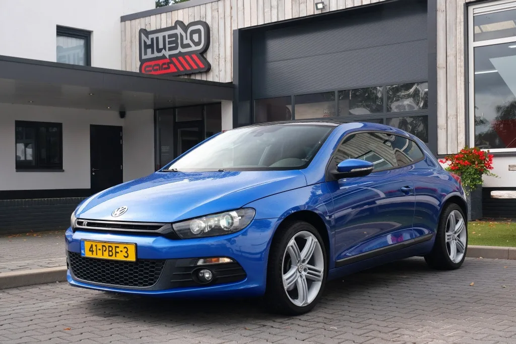 Volkswagen Scirocco (2011) — foto 1