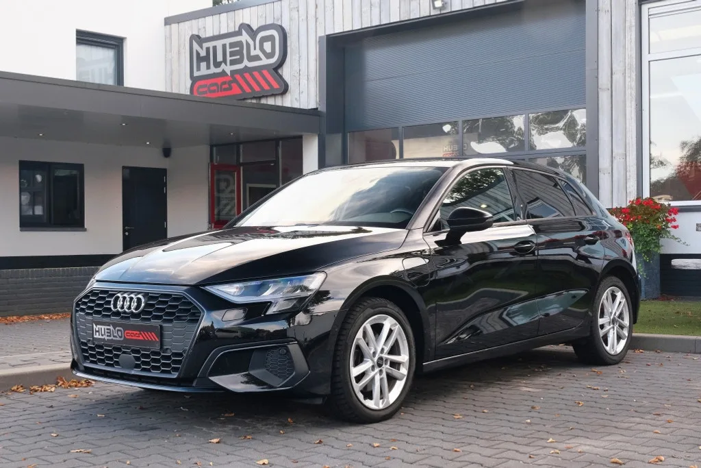 Audi A3 (2022) — foto 1