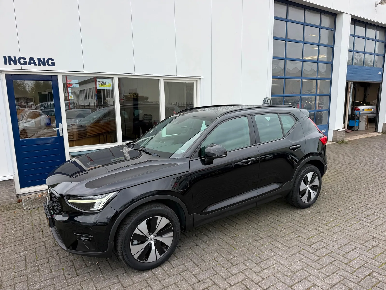 Volvo XC40 (2022) — foto 1