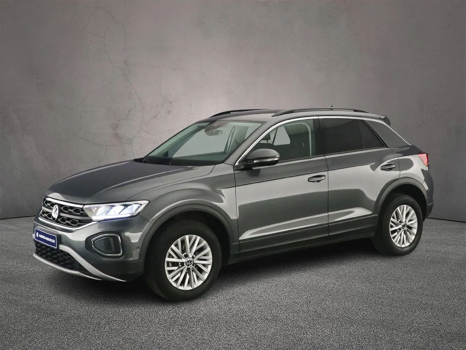 Volkswagen T-Roc (2023) — foto 1