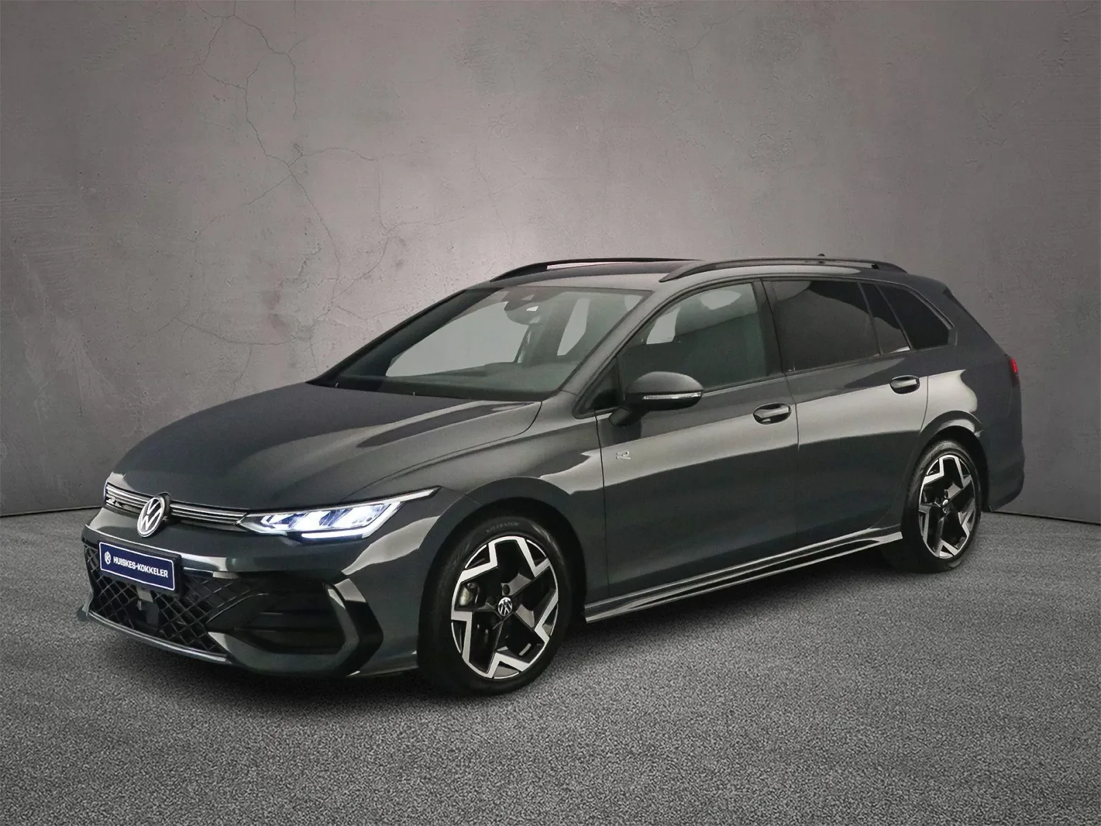 Volkswagen Golf (2025) — foto 1