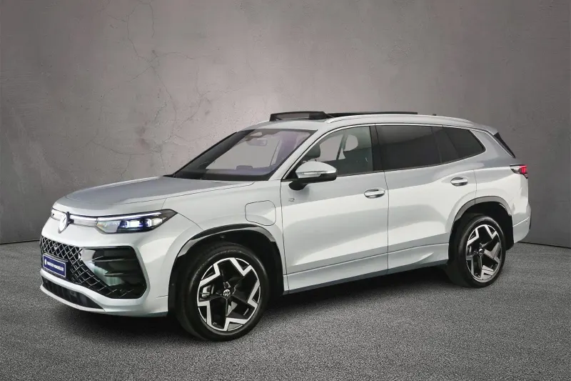 Volkswagen Tayron (2025)