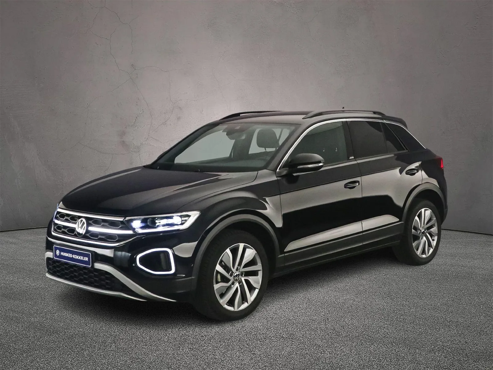 Volkswagen T-Roc (2023) — foto 1