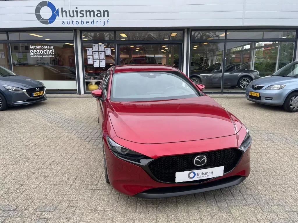 Mazda 3 (2026) — foto 1
