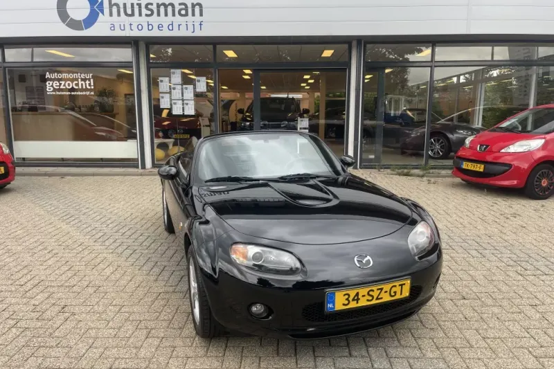 Mazda MX-5 (2006)