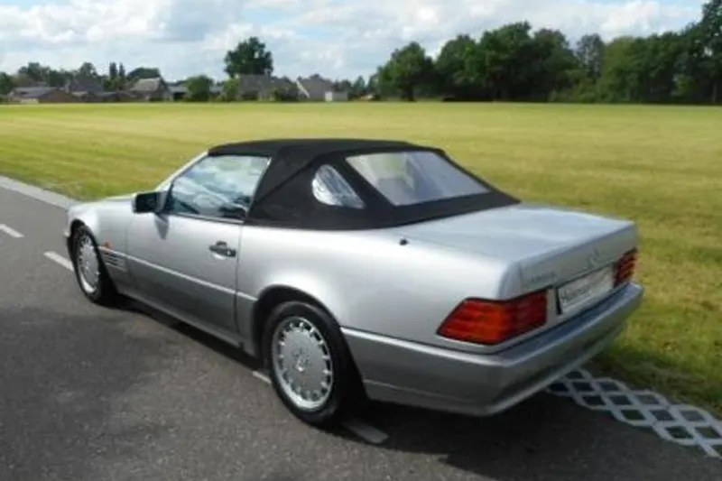 Mercedes-Benz SL-Klasse (1990)