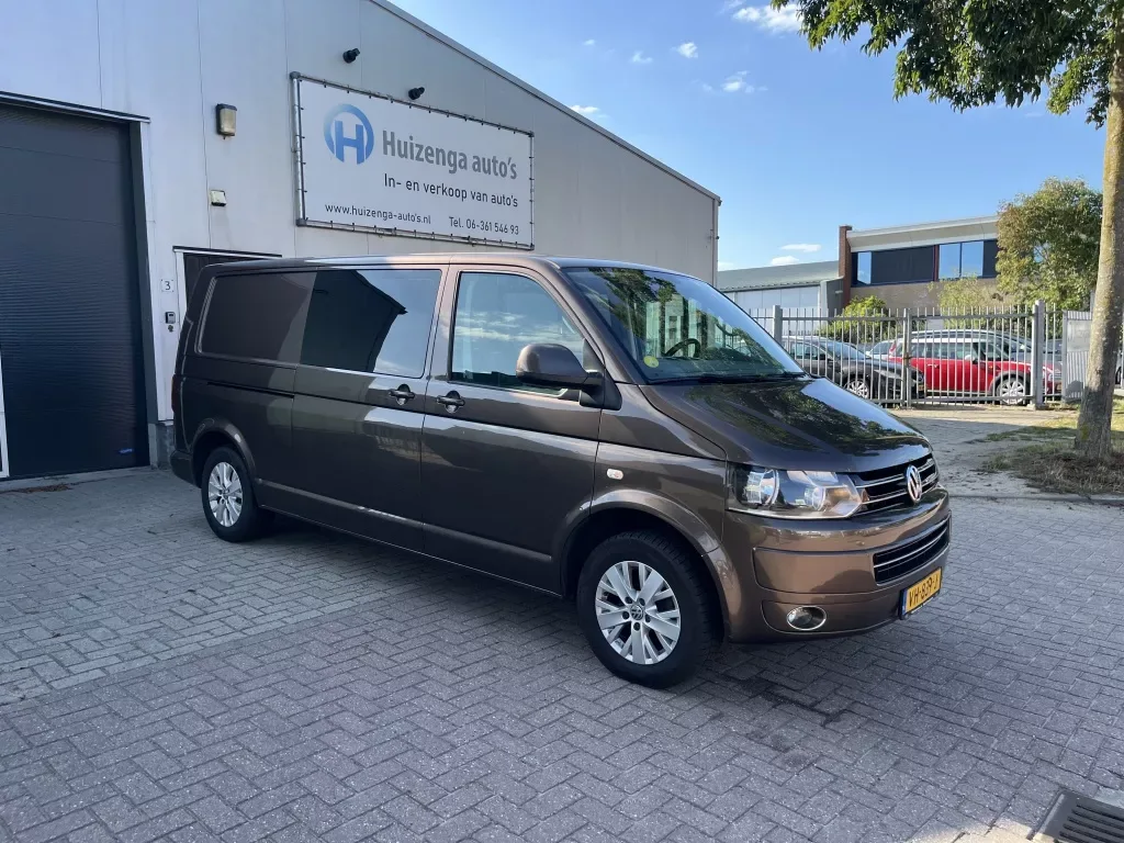 Volkswagen Transporter (2014) — foto 1