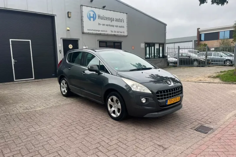 Peugeot 3008 (2010)