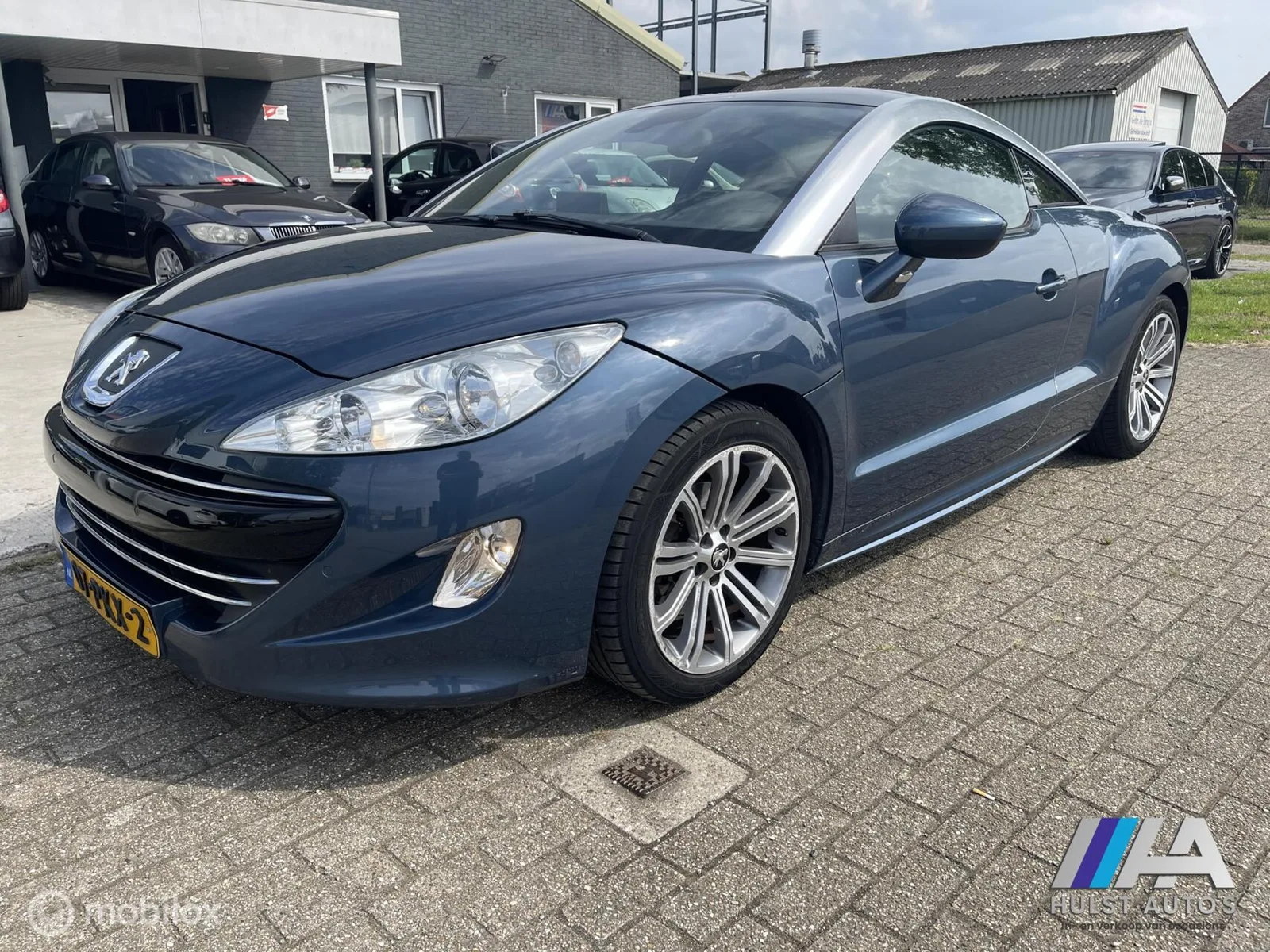 Peugeot RCZ (2011) — foto 1