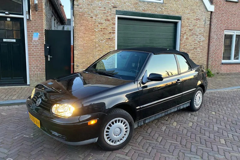 Volkswagen Golf (1999)