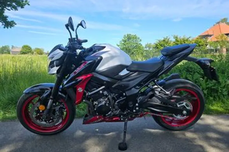 Suzuki GSX-S750 (2020)