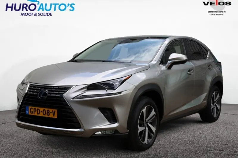 Lexus NX (2020)