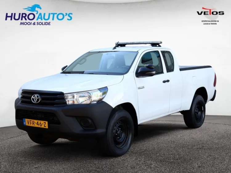 Toyota Hilux (2020) — foto 1