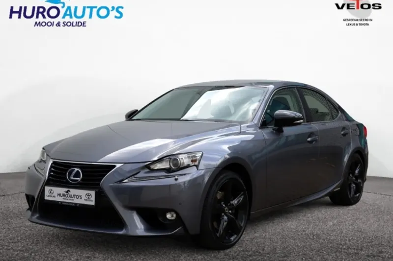 Lexus IS (2015)