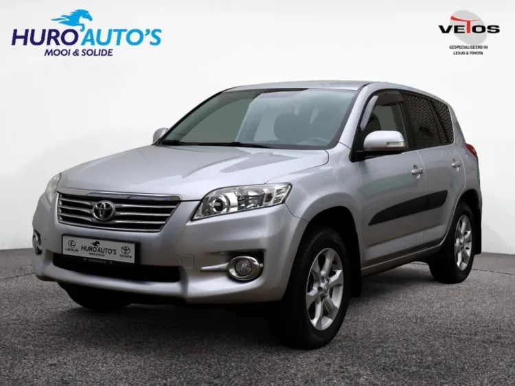 Toyota RAV4 (2011) — foto 1