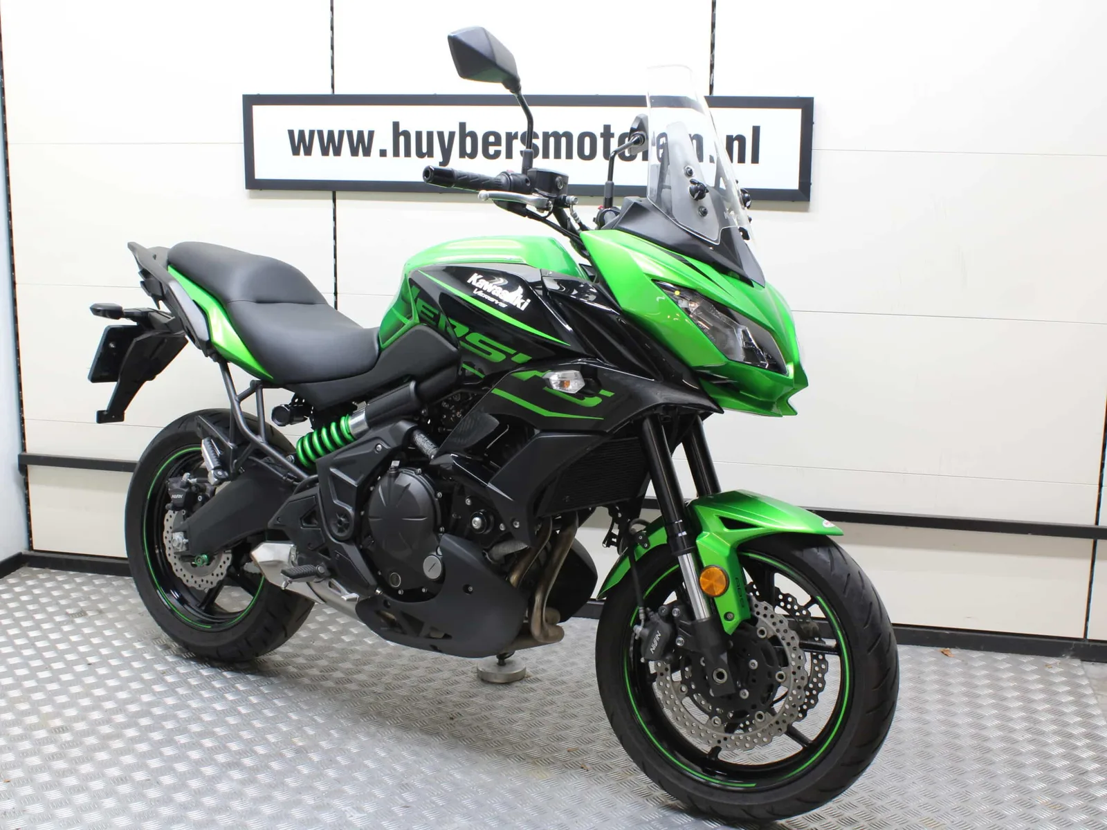 Kawasaki Versys 650 (2017) — foto 1