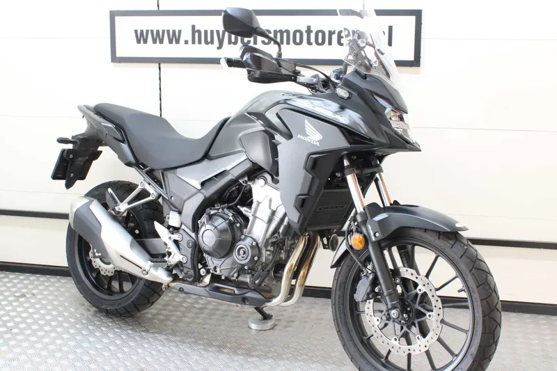 Honda CB500X (2019)