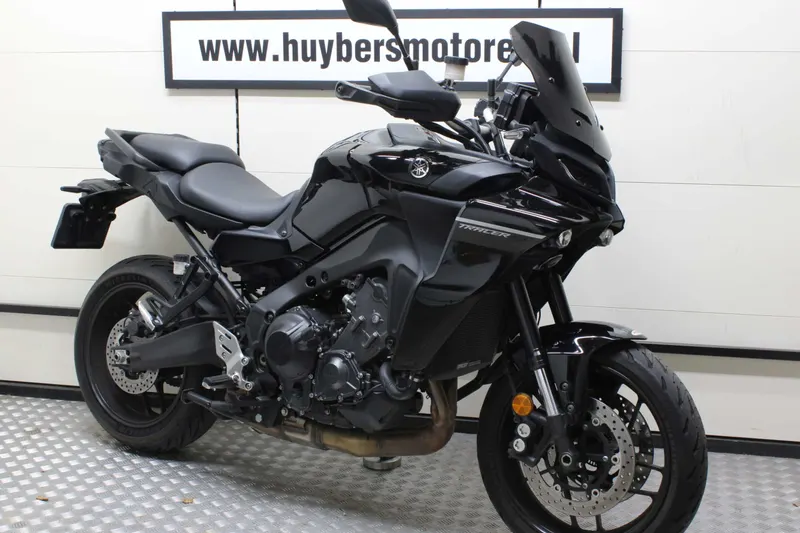 Yamaha Tracer 9 (2023)