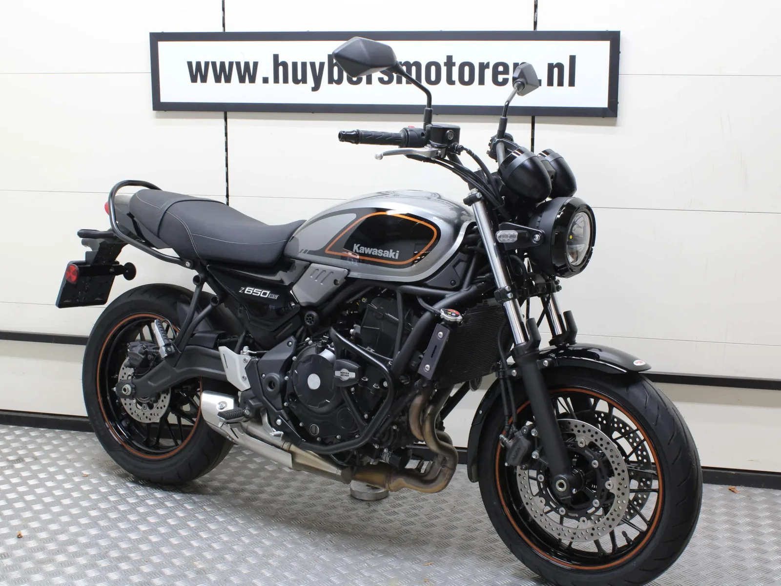 Kawasaki Z 650 RS (2022) — foto 1