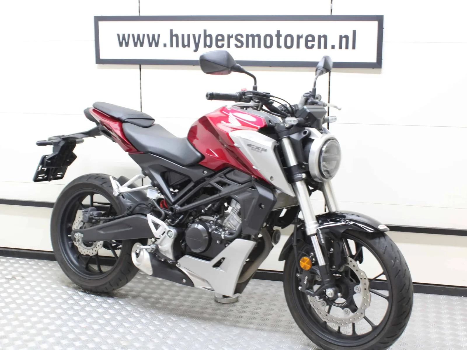 Honda CB125R (2020) — foto 1