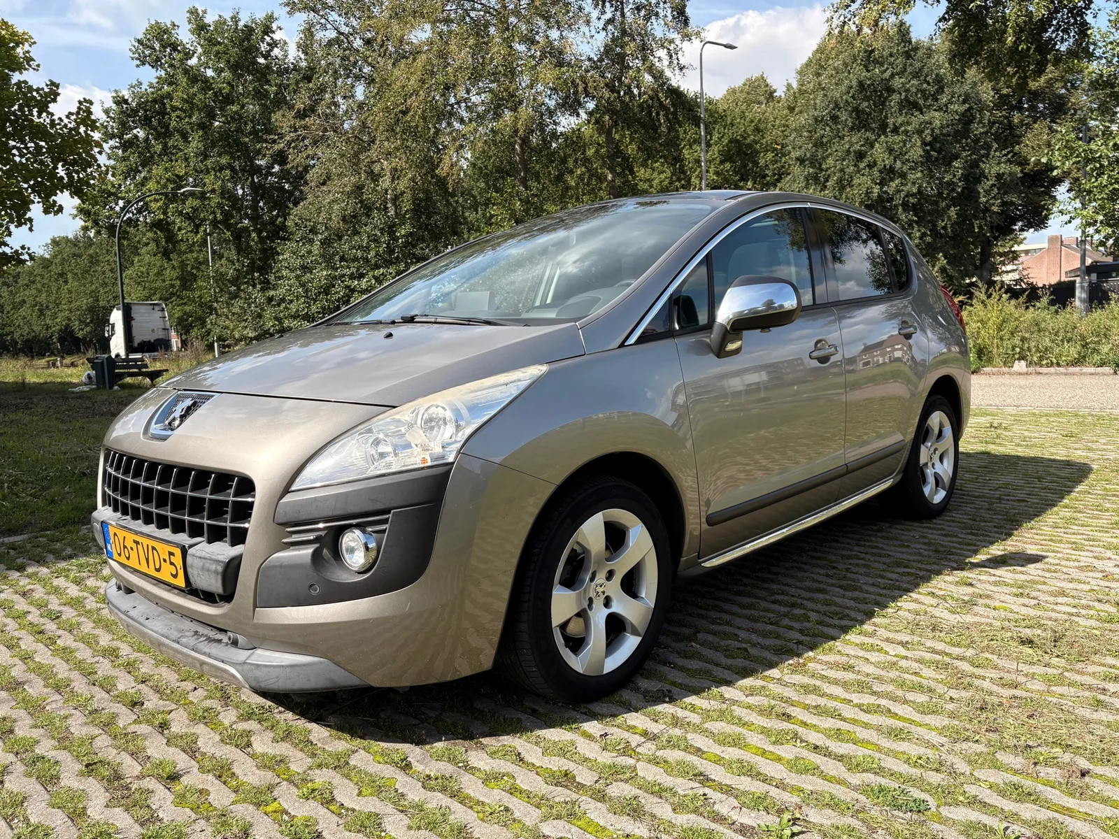 Peugeot 3008 (2012) — foto 1