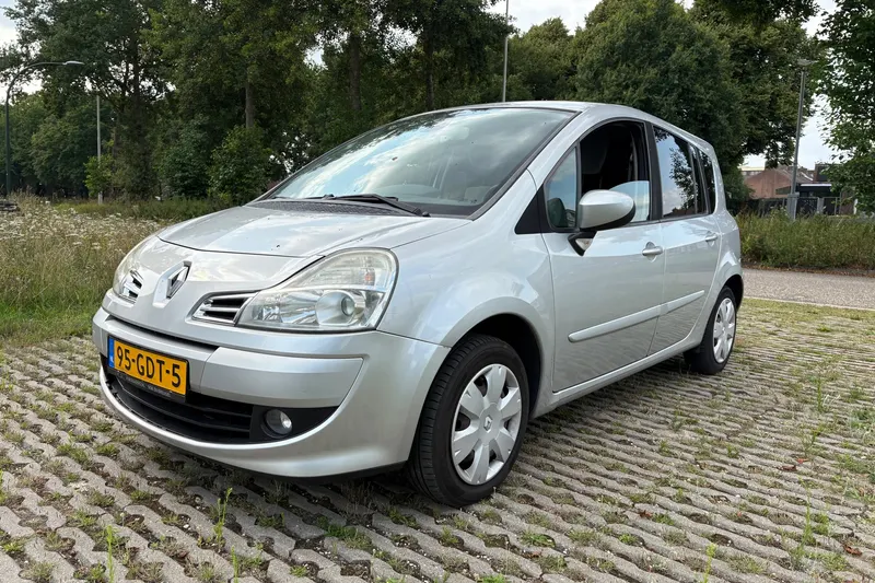 Renault Grand Modus (2008)