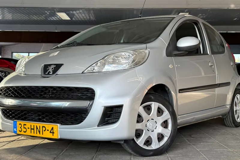 Peugeot 107 (2009)