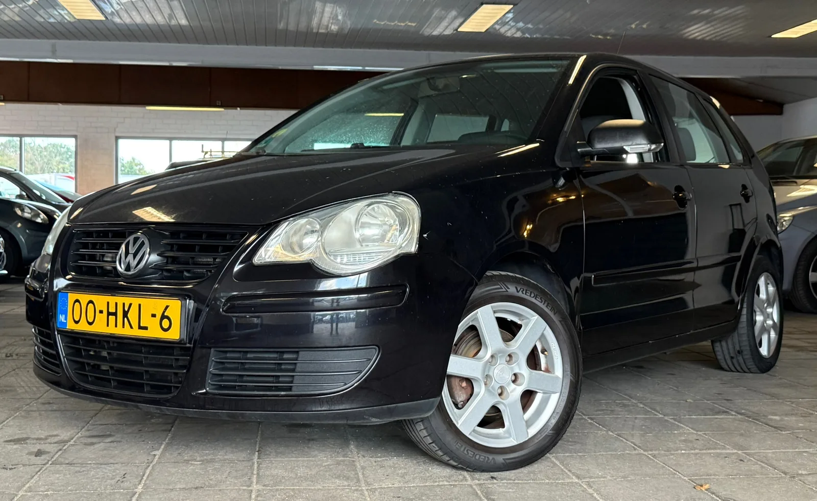 Volkswagen Polo (2009) — foto 1