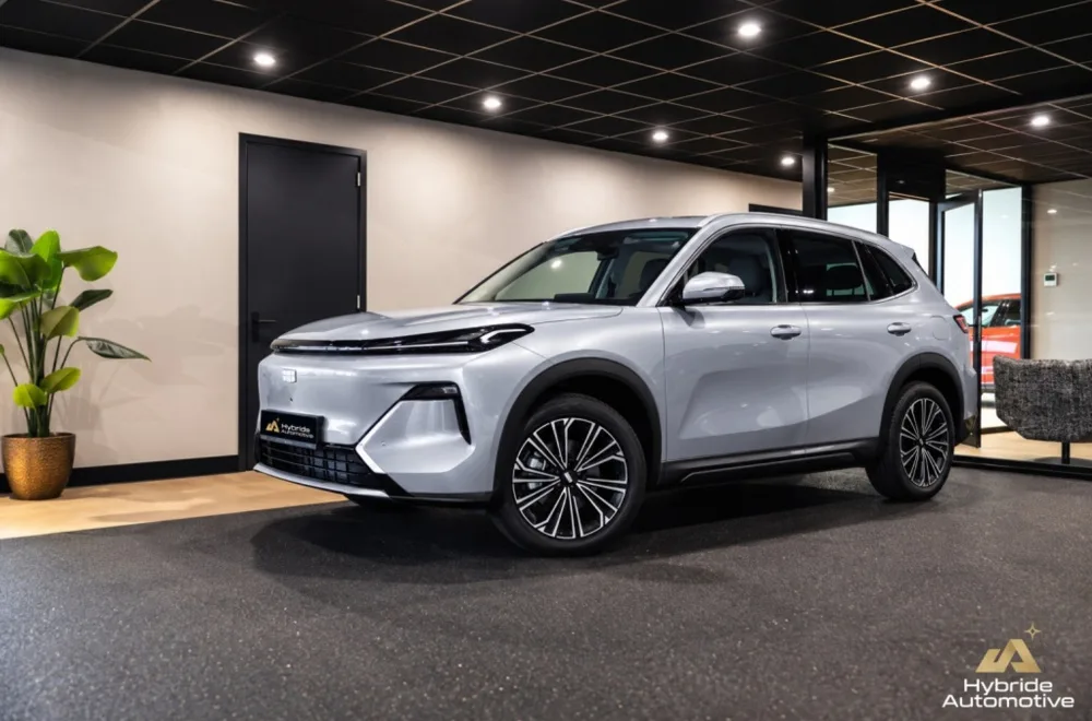 Geely Starray EM-i (2026) — foto 1