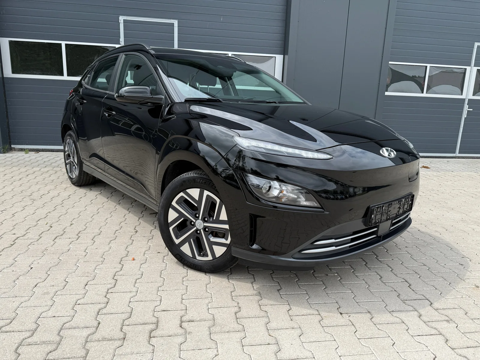 Hyundai Kona (2022) — foto 1