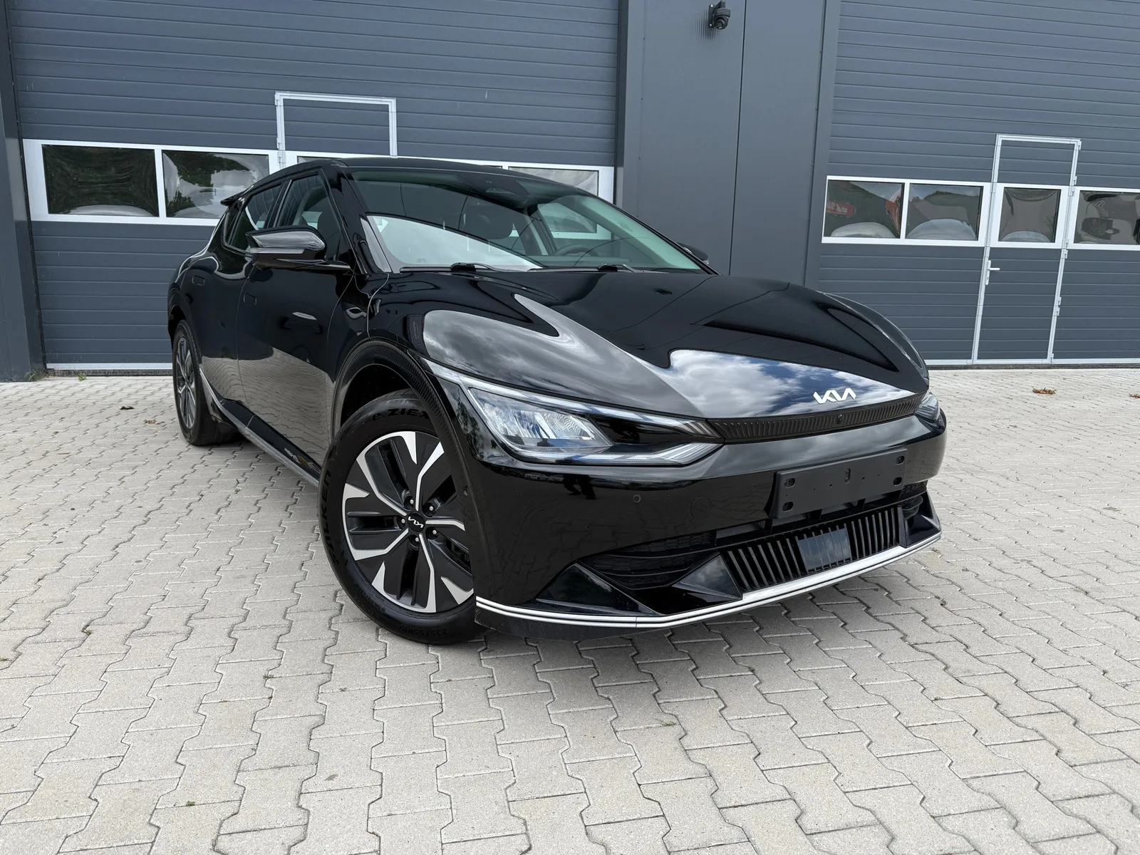 Kia EV6 (2023) — foto 1