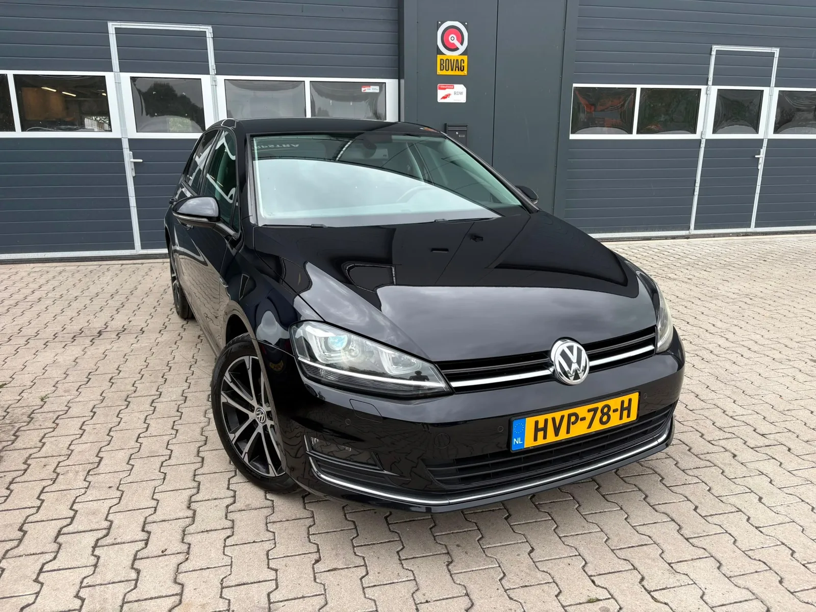 Volkswagen Golf (2015) — foto 1