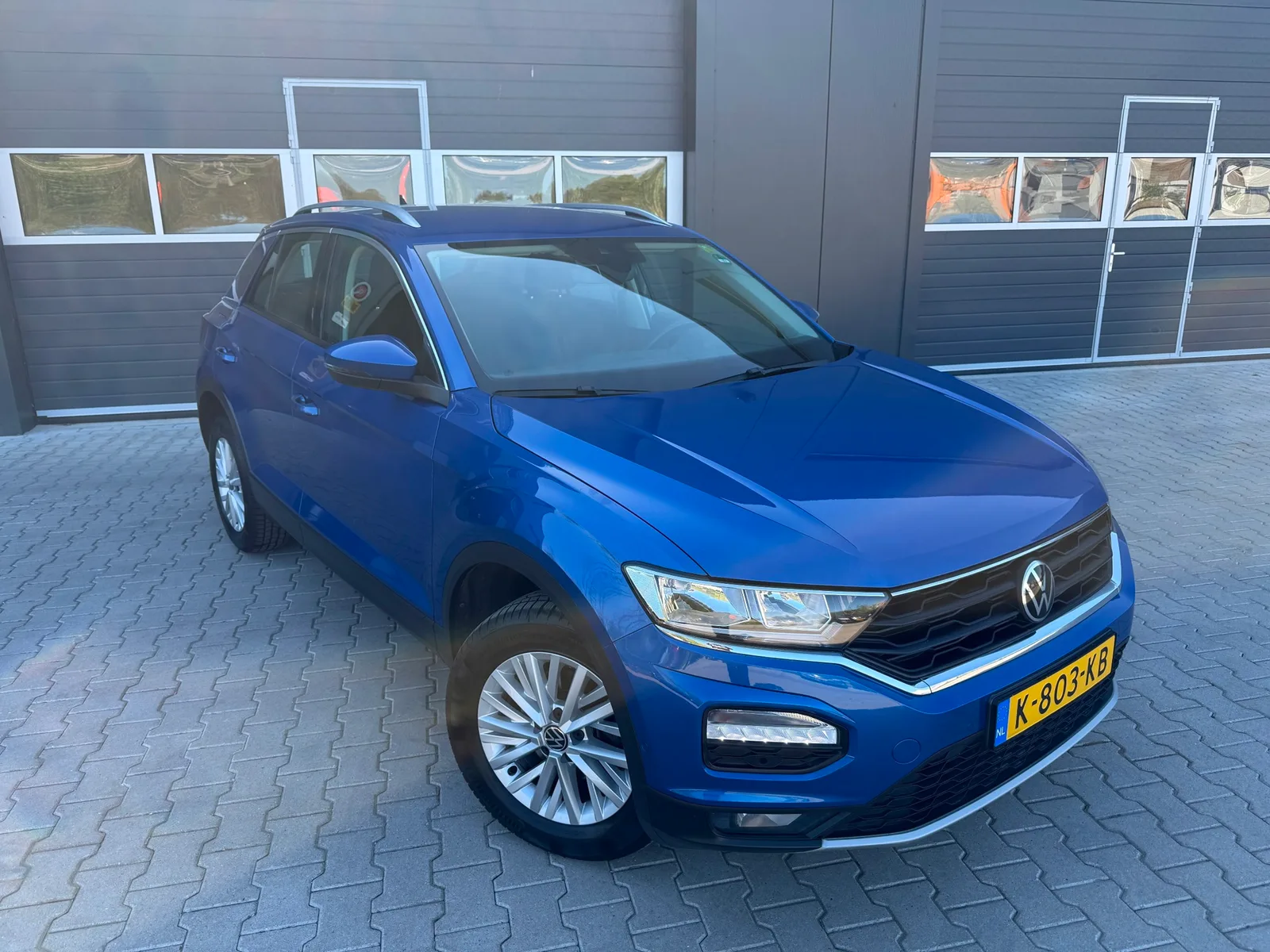 Volkswagen T-Roc (2021) — foto 1