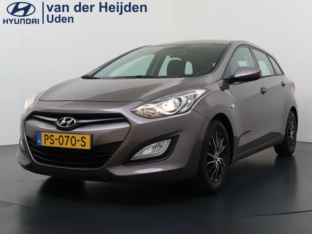 Hyundai i30 (2014) — foto 1