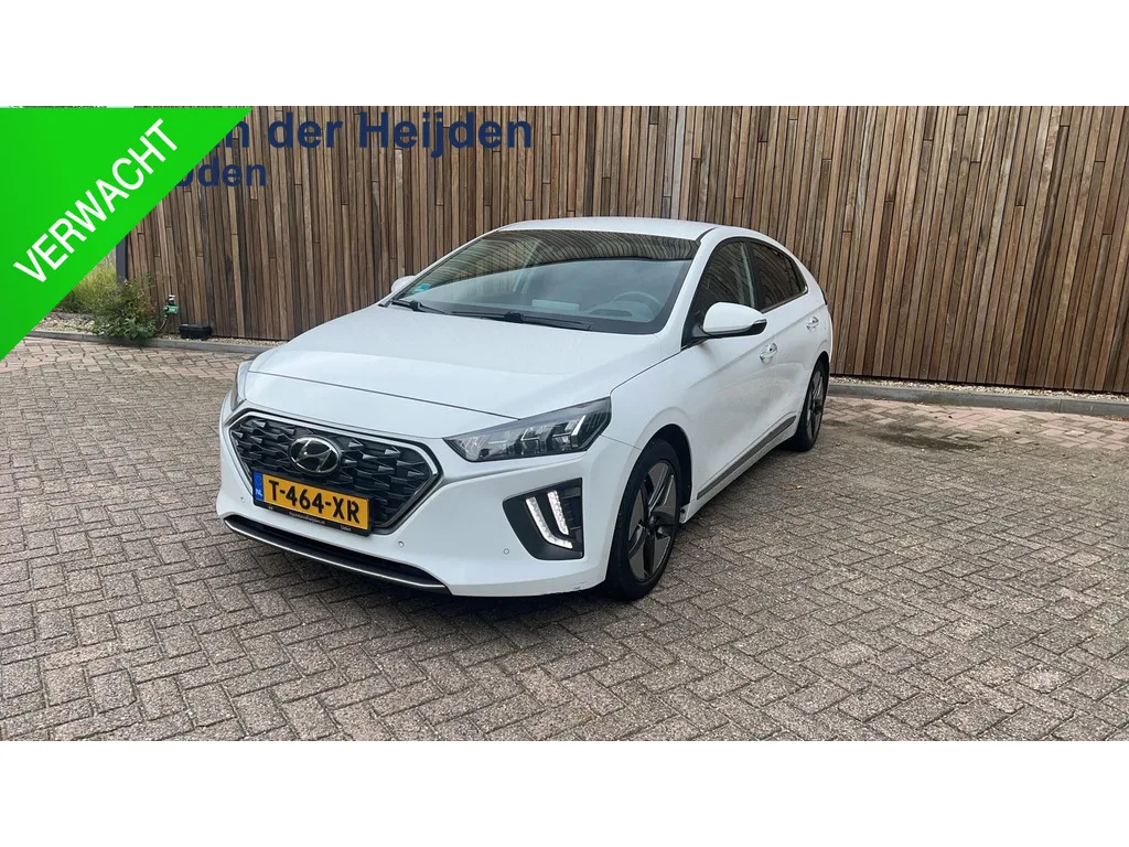 Hyundai Ioniq (2021) — foto 1