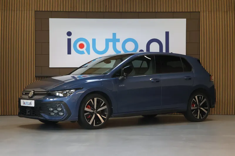 Volkswagen Golf (2025)