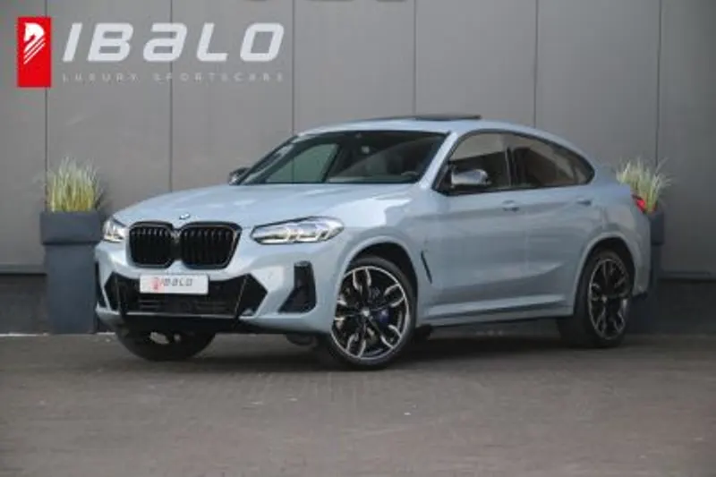 BMW X4 (2023)