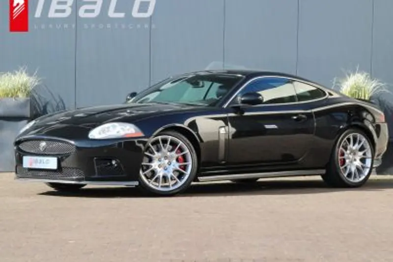 Jaguar XKR-S (2008)