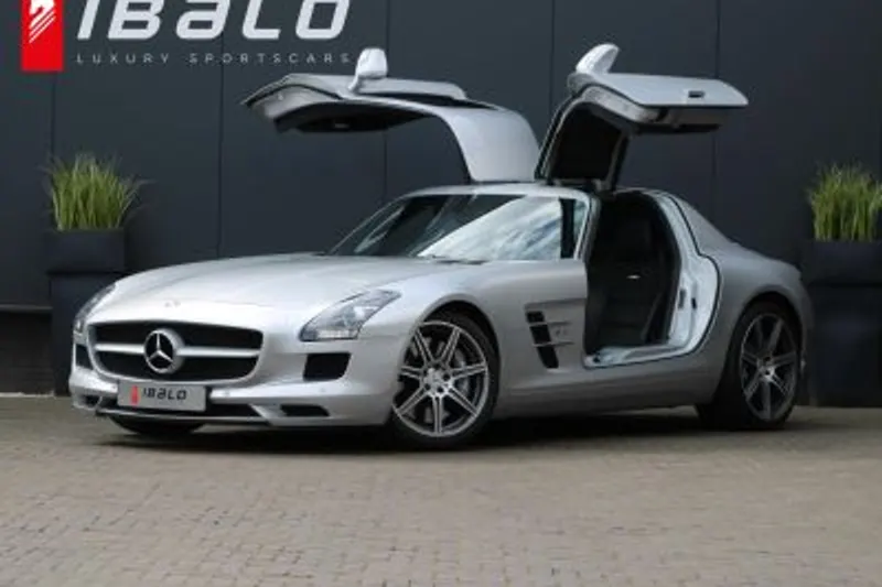 Mercedes-Benz SLS (2010)