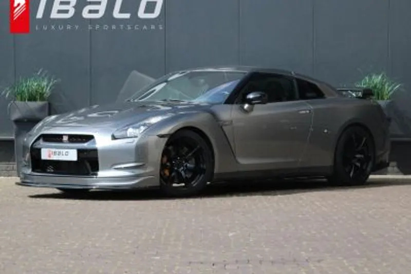 Nissan GT-R (2010)