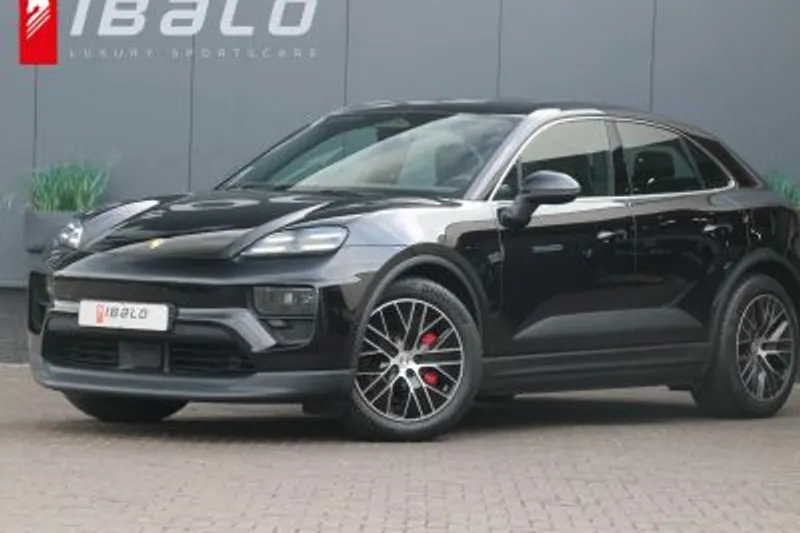 Porsche Macan (2025)