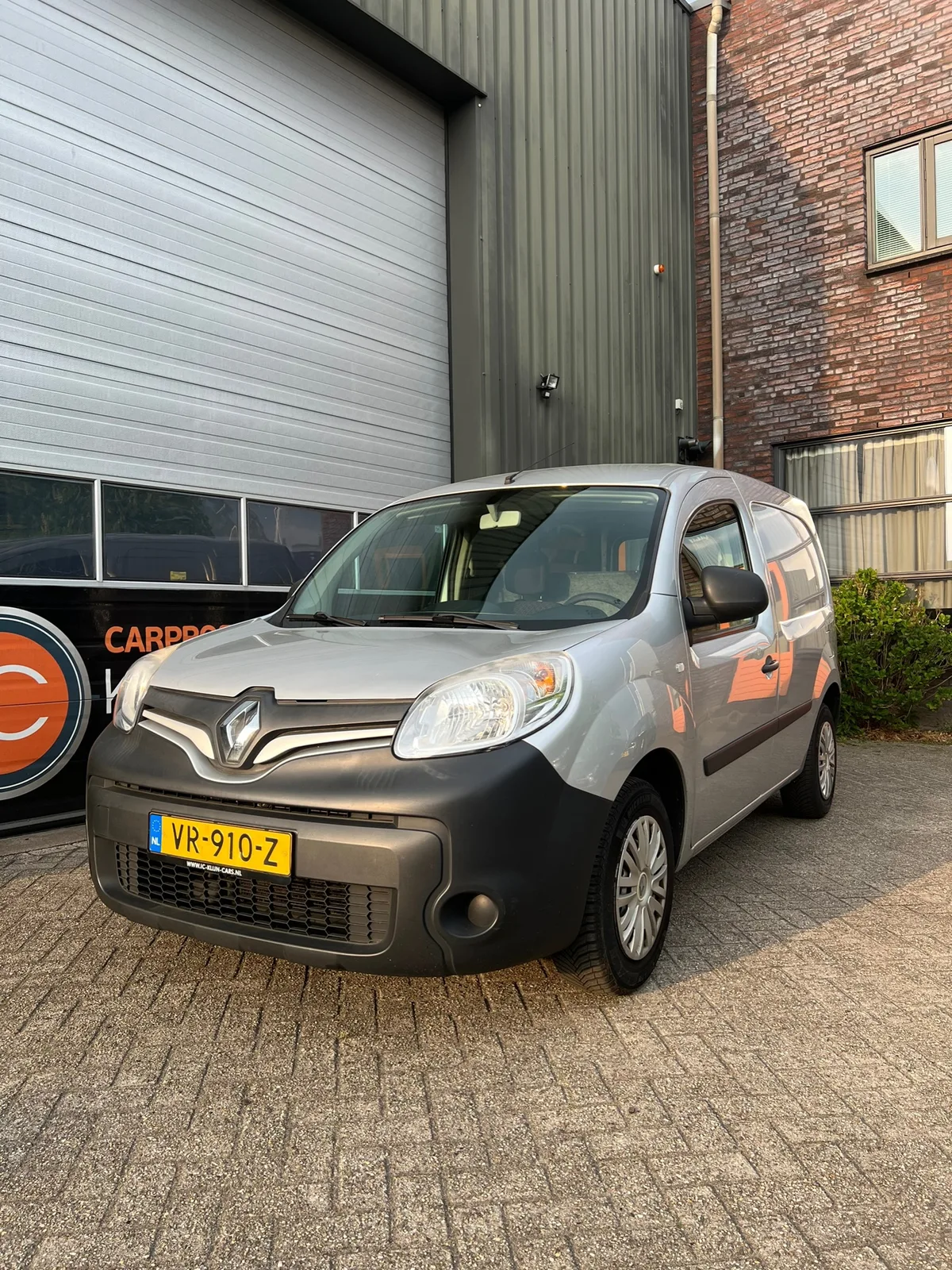 Renault Kangoo Express (2015) — foto 1
