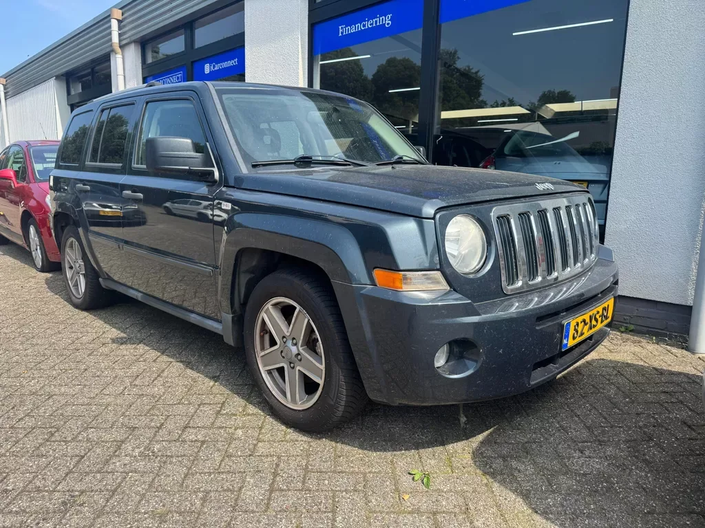 Jeep Patriot (2007) — foto 1